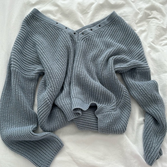Pale Blue Seven Sisters over the shoulder sweater - Picture 2 of 3